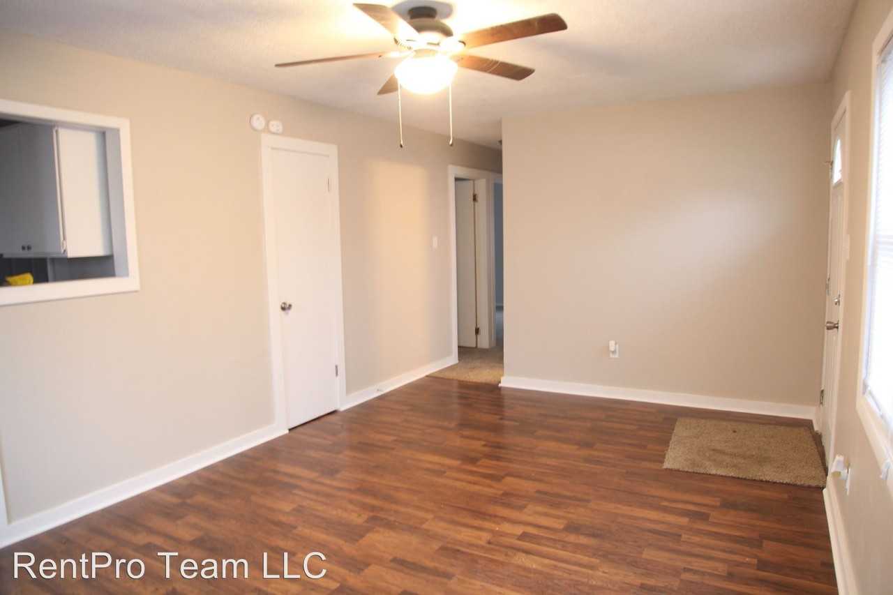 2811 W 69th St - Photo 3 of 13