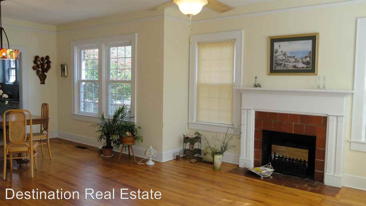 918 Sunset Dr - Photo 3 of 25