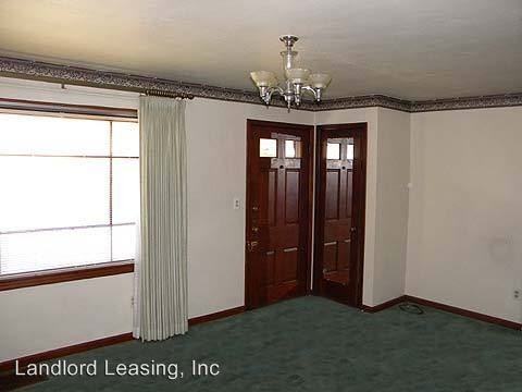 1721 West Ave - Photo 3 of 9