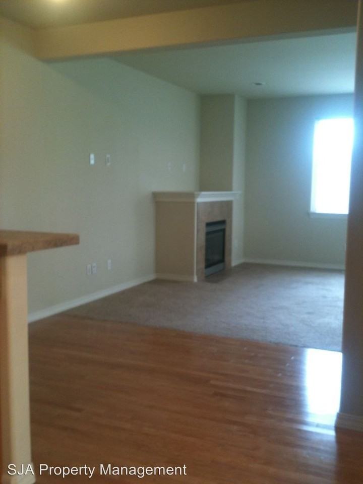 24065 40th Ln SE - Photo 3 of 15