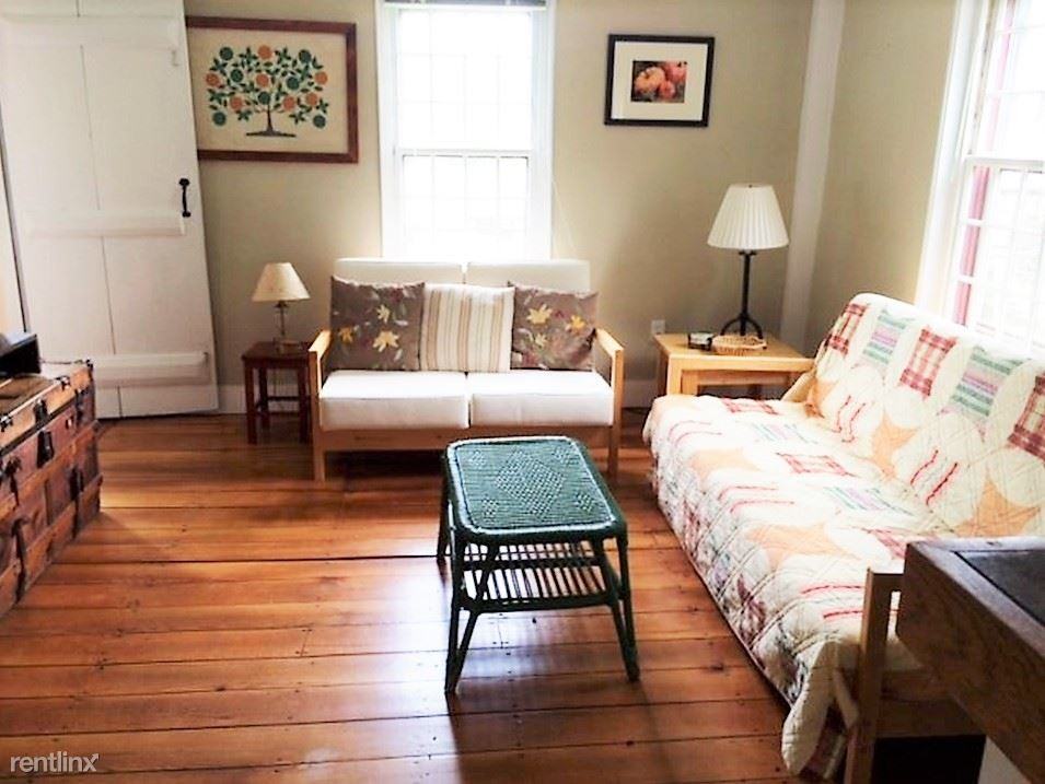 100 Main St N - Photo 2 of 6