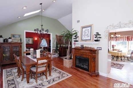 104 Erlanger Blvd - Photo 2 of 20