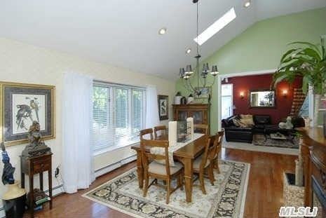 104 Erlanger Blvd - Photo 3 of 20