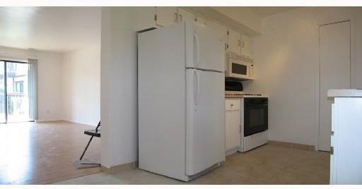 653-1105 N Oaks Blvd - Photo 3 of 5