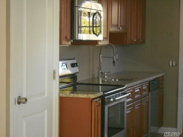 154 Spring Ln - Photo 2 of 8