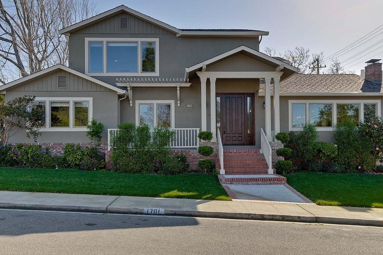 1701 Albemarle Way - Photo 2 of 12