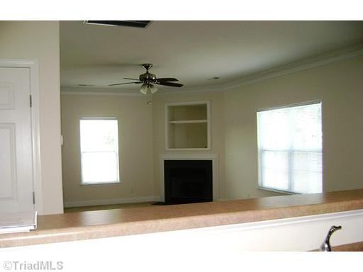 5334 Esher Drive - Photo 3 of 6