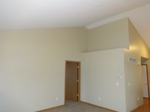 4827 Heath Trails Rd - Photo 3 of 10