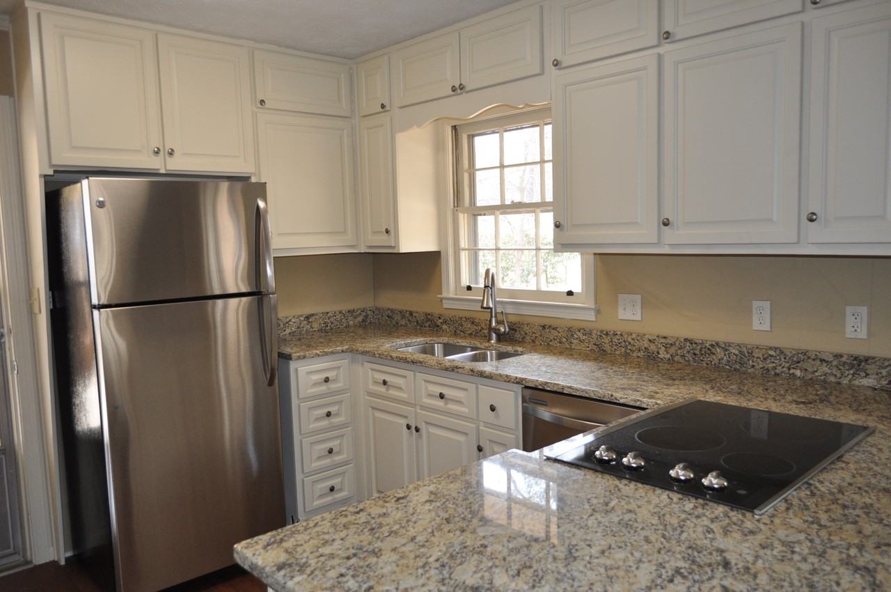 4578 Oakland Terrace - Photo 2 of 16