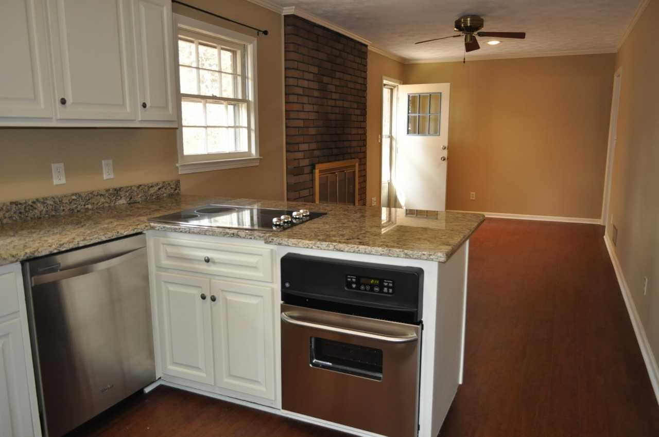 4578 Oakland Terrace - Photo 3 of 16