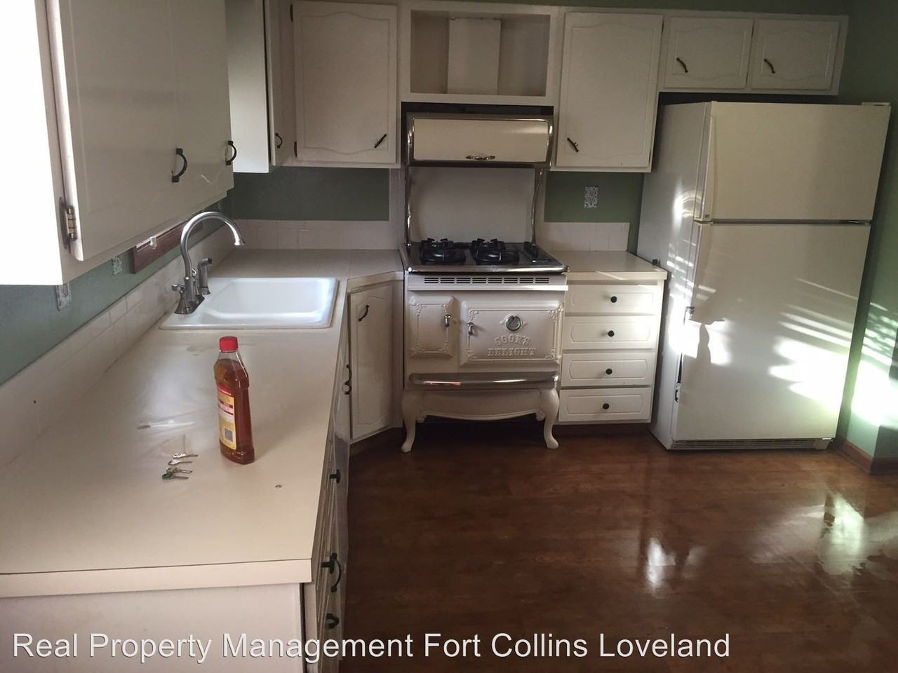 1913 Sandalwood Ln - Photo 2 of 5