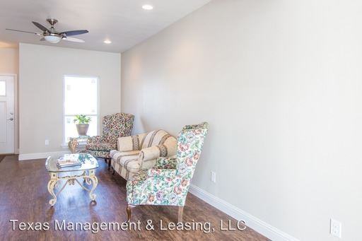 3713 Vista Cove Dr - Photo 2 of 11