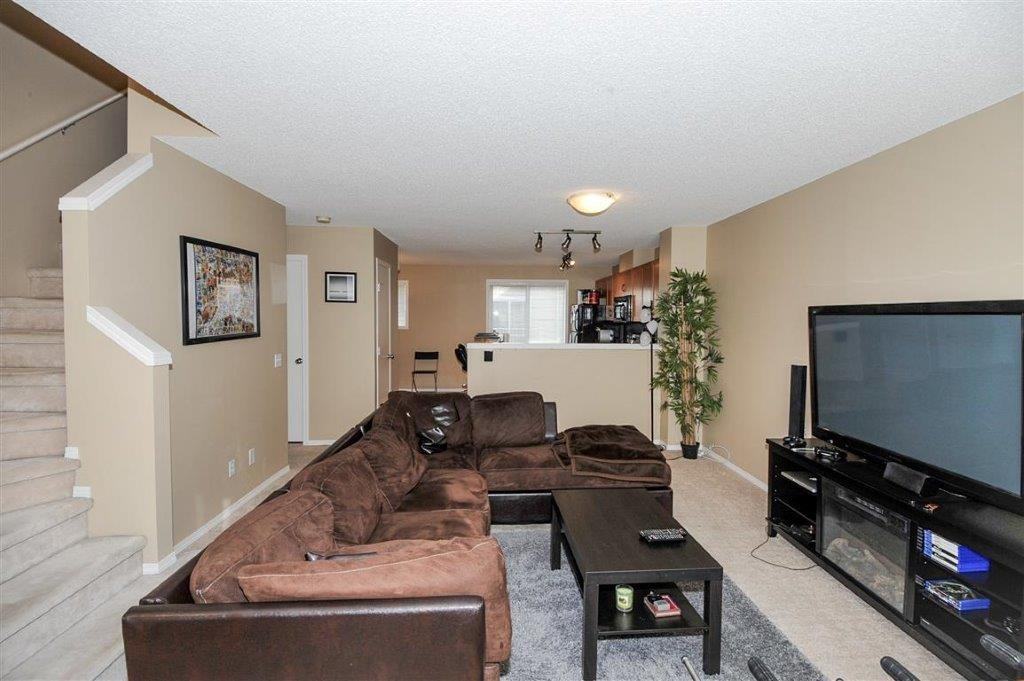 197 Elgin Gardens SE #197 - Photo 3 of 37