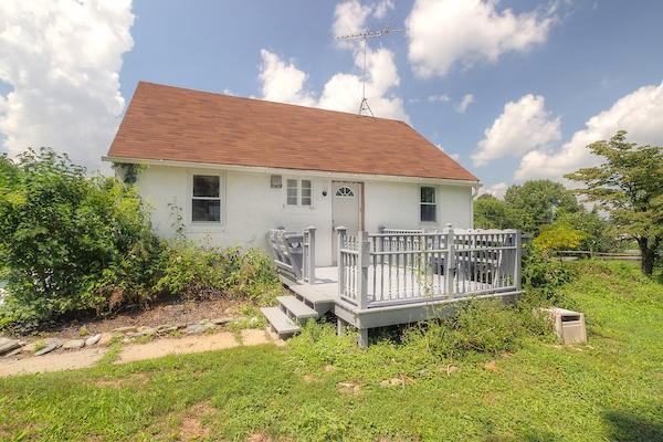 1002 Spring Valley Rd - Photo 2 of 20