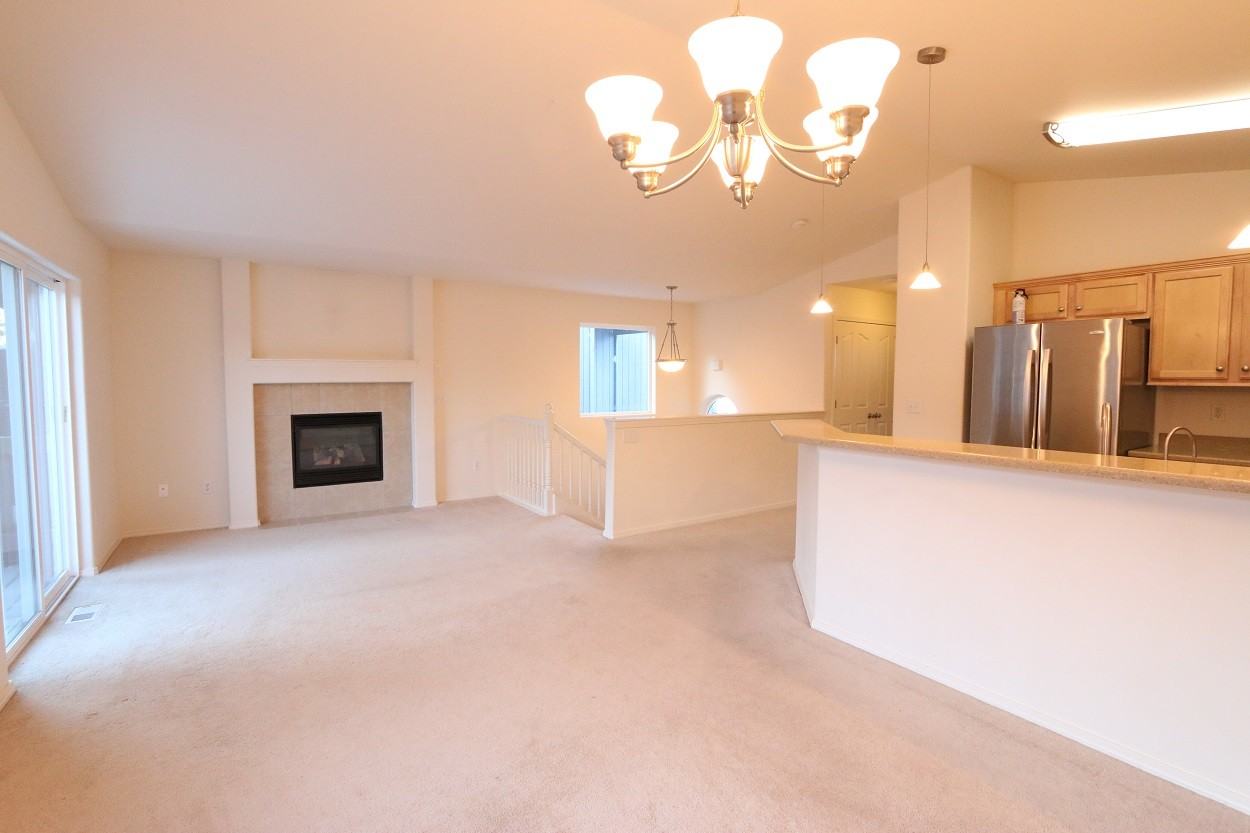 20842 Trailhead Ave #5 - Photo 3 of 10