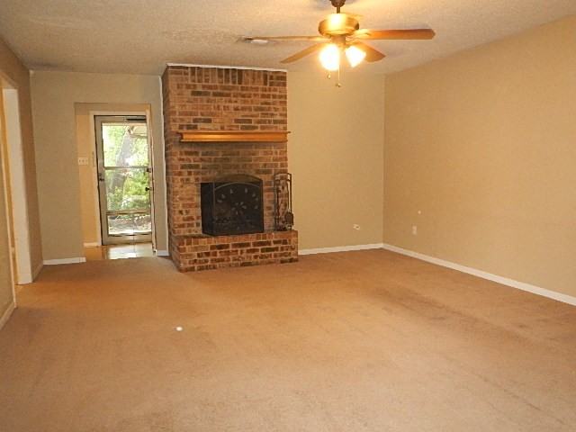 432 Carothers St - Photo 2 of 10