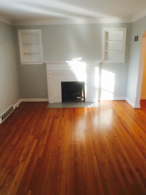 461 Julian Pl - Photo 2 of 15