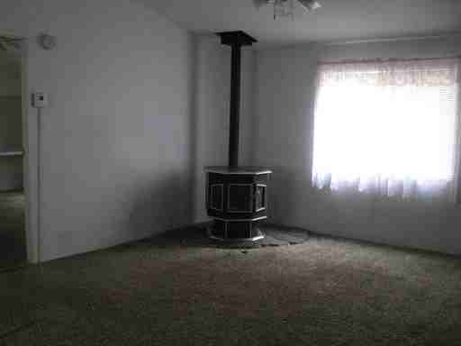 14773 Magnolia Dr - Photo 3 of 6