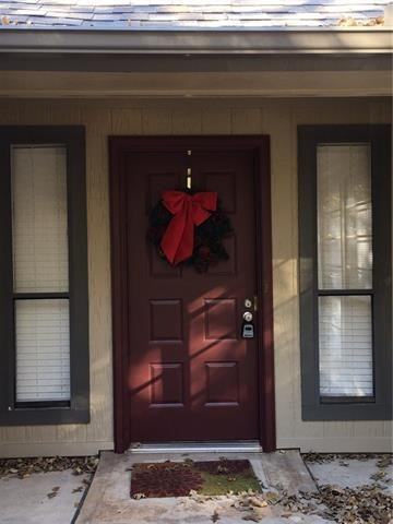 2916 Ridgewood Dr - Photo 3 of 32