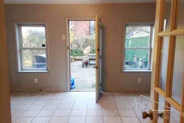 209 11th Street 1 - Photo 3 of 10