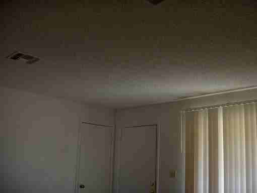 1609 N 48th Ave - Photo 3 of 11