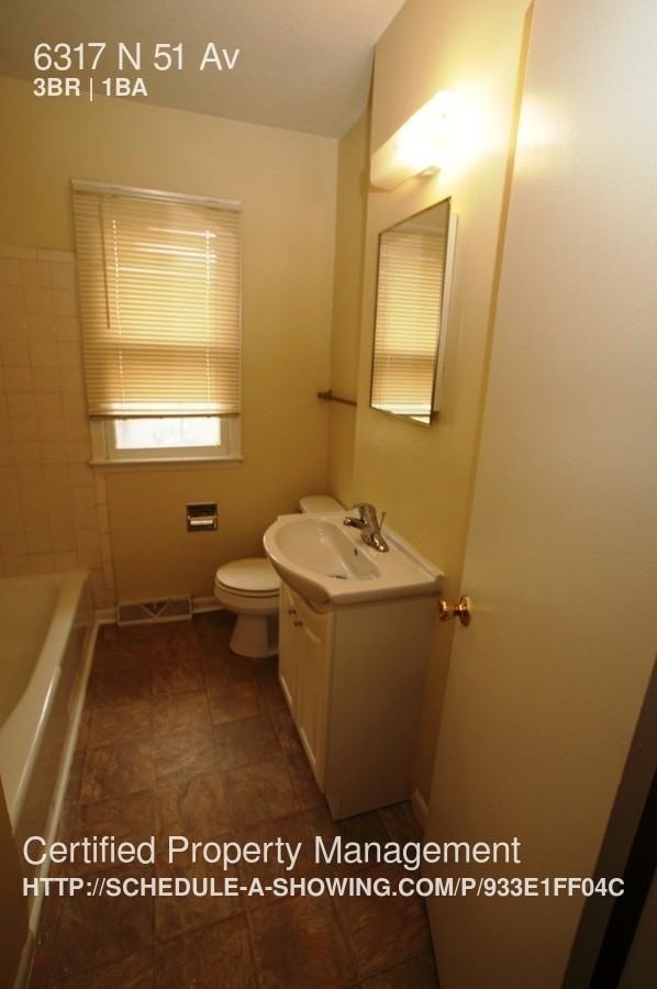 6317 N 51st Ave - Photo 3 of 17