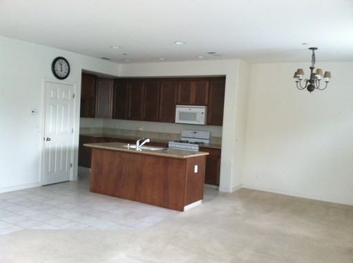 701 Reef Point Dr - Photo 2 of 2