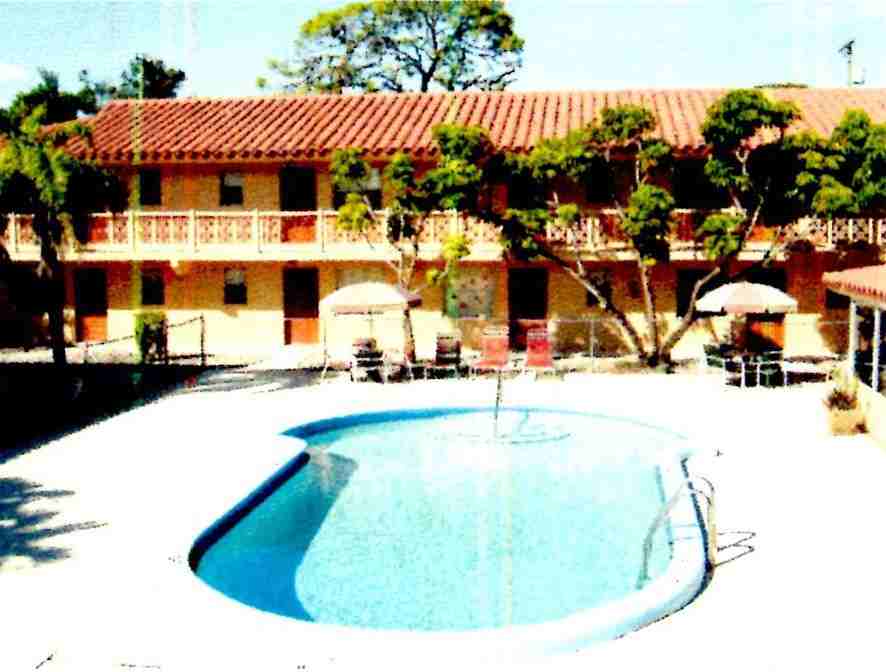 Mandalay Square - Photo 3 of 4