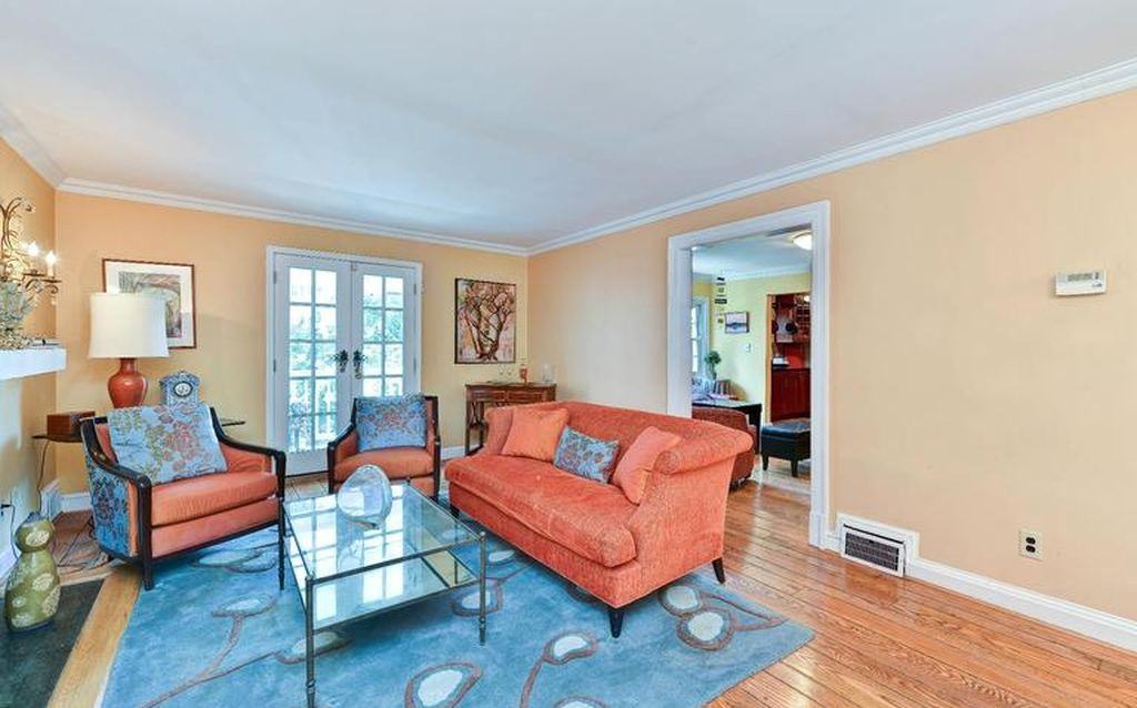 1636 Kalmia Road Northwest - Photo 3 of 27