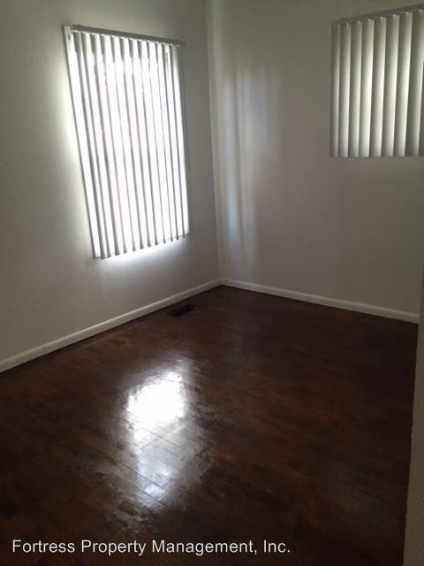 10425 SE Raymond St - Photo 2 of 5