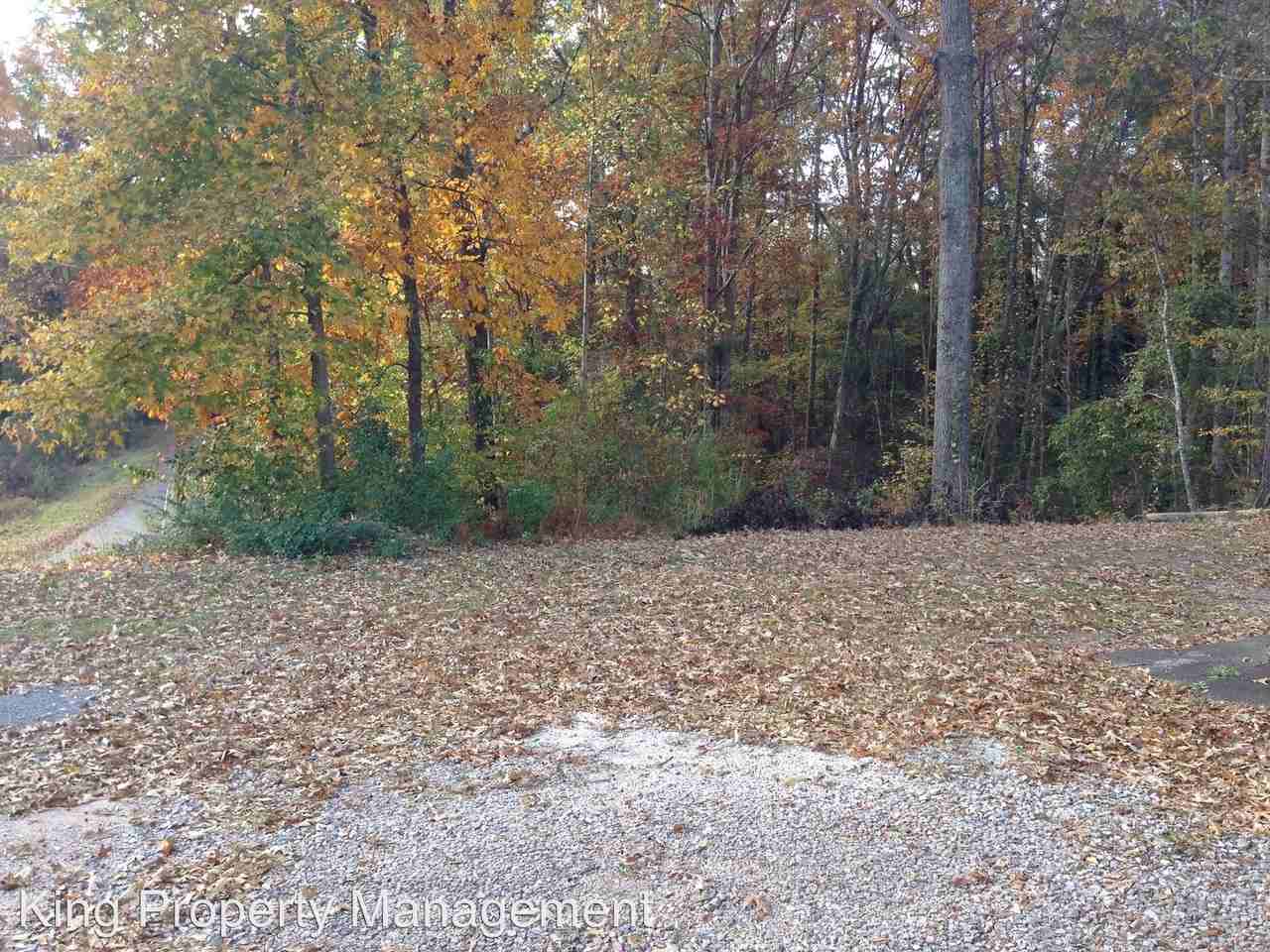 503 Sanders Hill - Photo 2 of 8