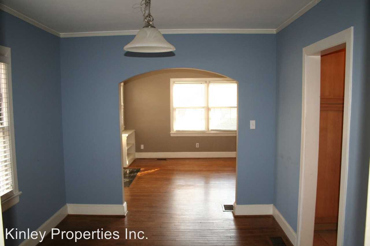 2509 Bay St - Photo 3 of 3