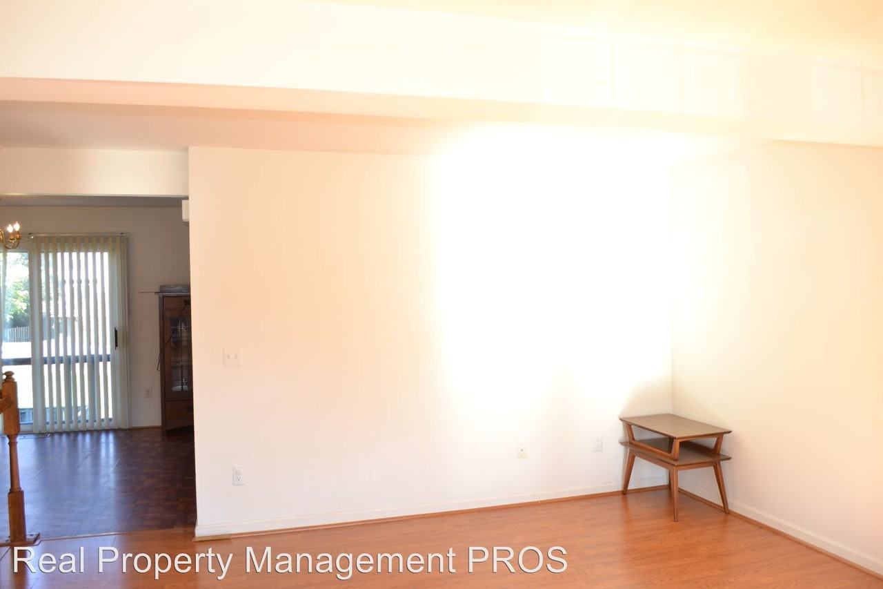 9274 Caladium Dr - Photo 3 of 20