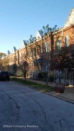 2305 Hickory St #B - Photo 2 of 6