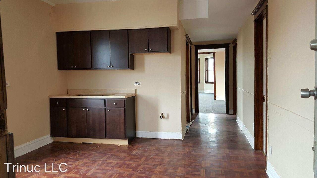 5419 S Hermitage - Photo 3 of 7