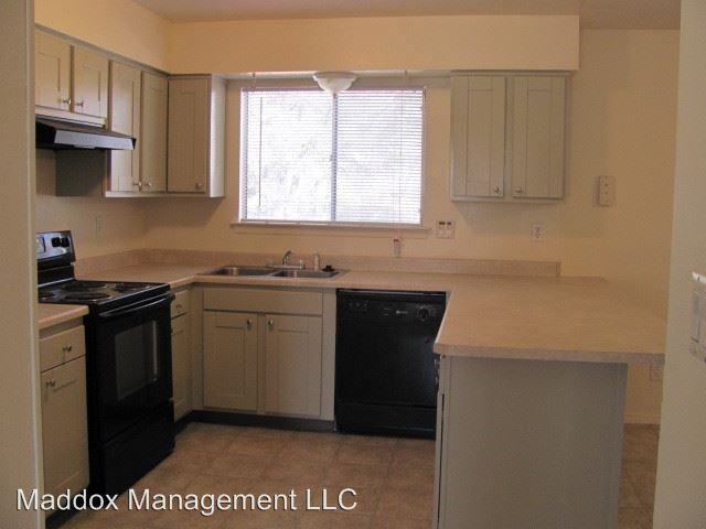 2432 Figueroa Dr NE - Photo 3 of 23