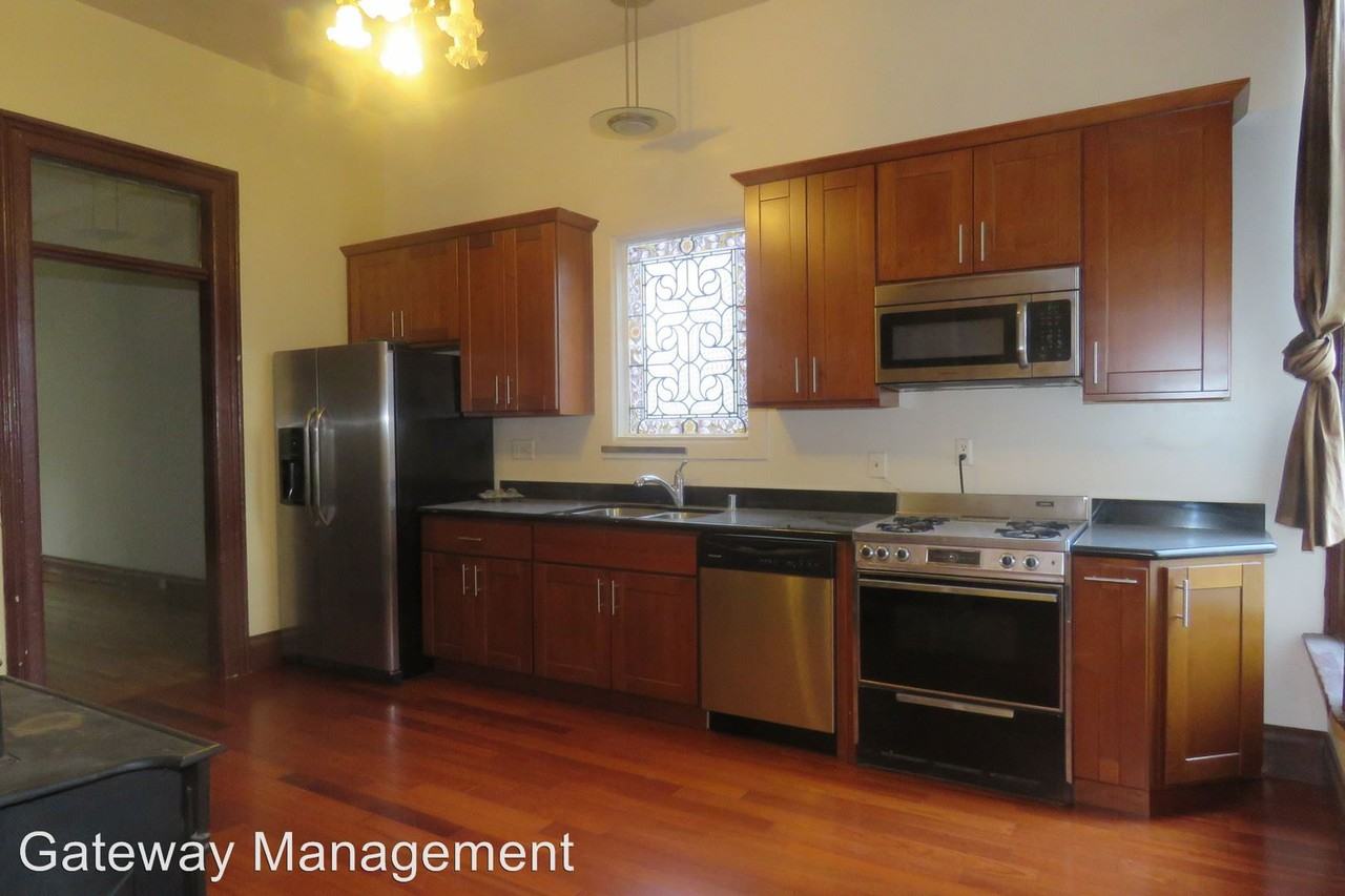 1730 Laguna St - Photo 3 of 14