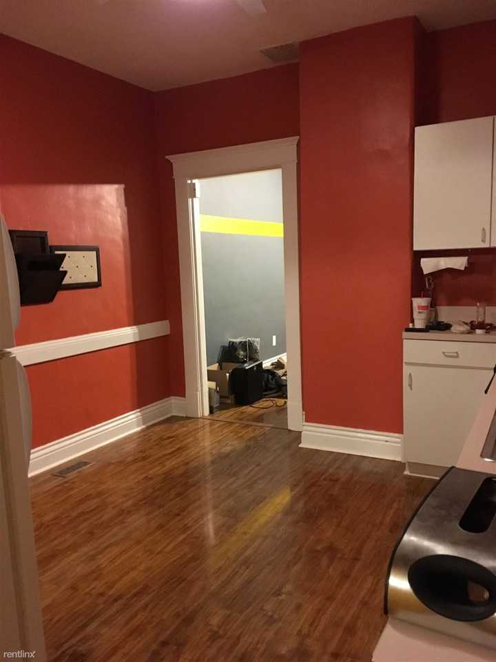 2007 Fort St - Photo 2 of 14