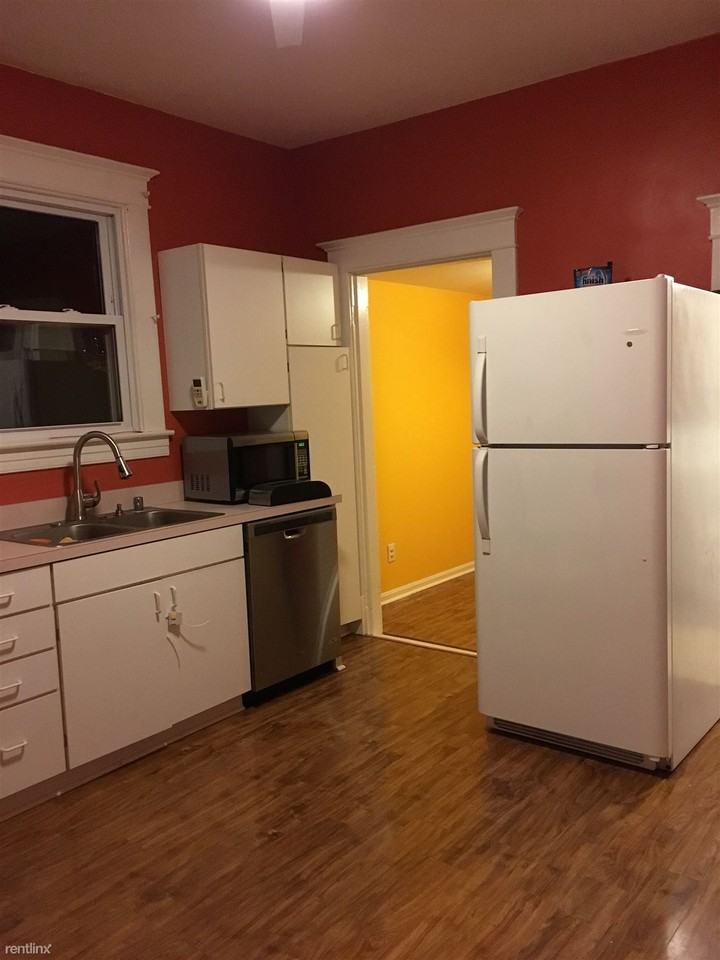 2007 Fort St - Photo 3 of 14