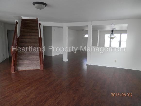 9619 W Quarter Moon Dr - Photo 3 of 15