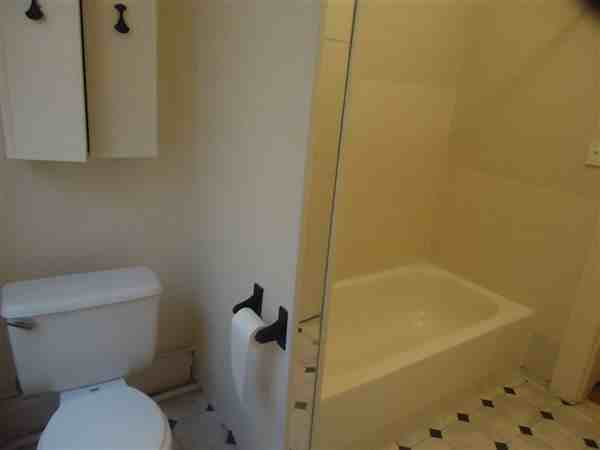 16 crown st. - Photo 3 of 5