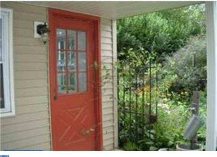 369 Main St - Photo 2 of 15