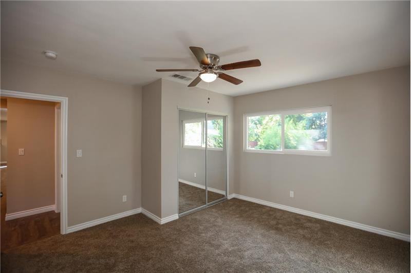 2670 Lincoln Ave - Photo 3 of 20