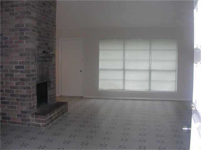 10614 Lybert Rd - Photo 2 of 15