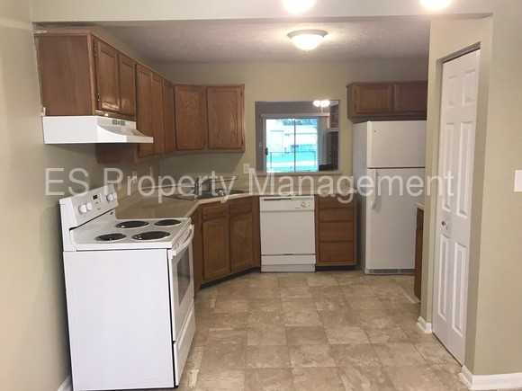 3215 Keystone Lakes Way - Photo 3 of 18