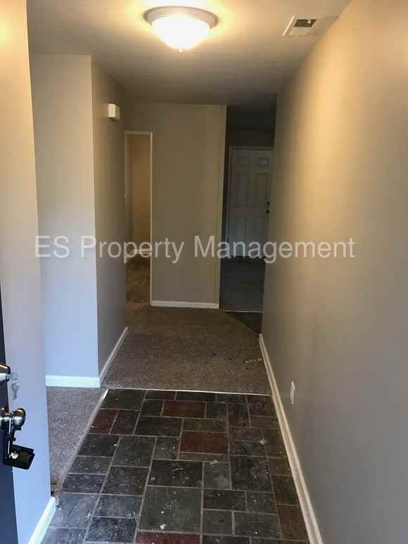 4430 Cherry Ln - Photo 2 of 19