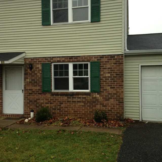 21 Walnut St E - Photo 2 of 18