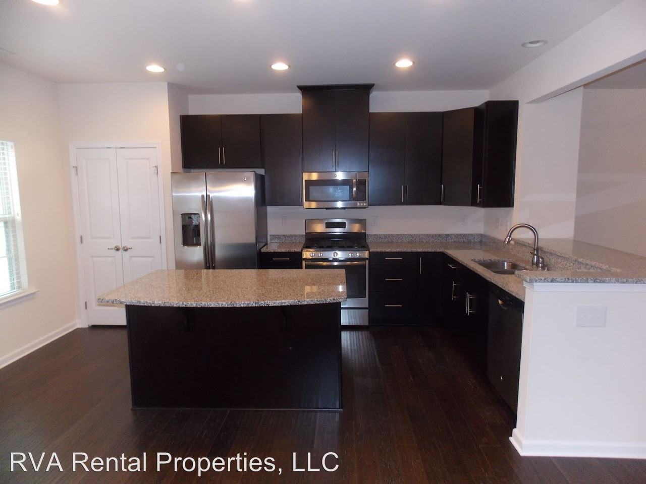 5533 Riverside Heights Way - Photo 2 of 26