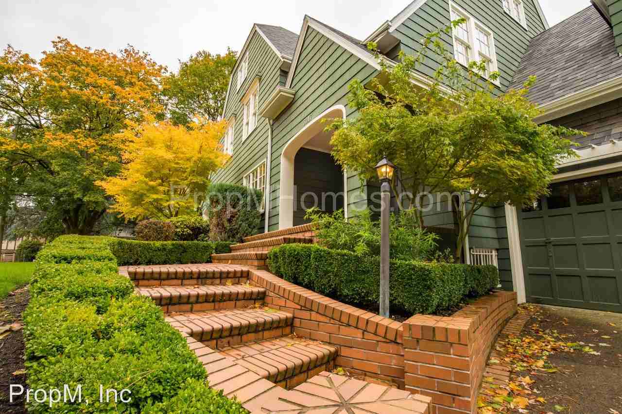 3017 SE Claybourne St - Photo 3 of 43