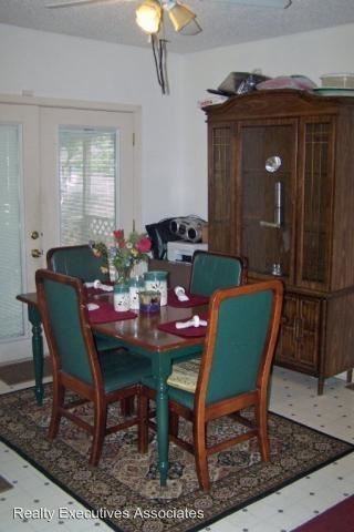 1530 Dalton St - Photo 3 of 10